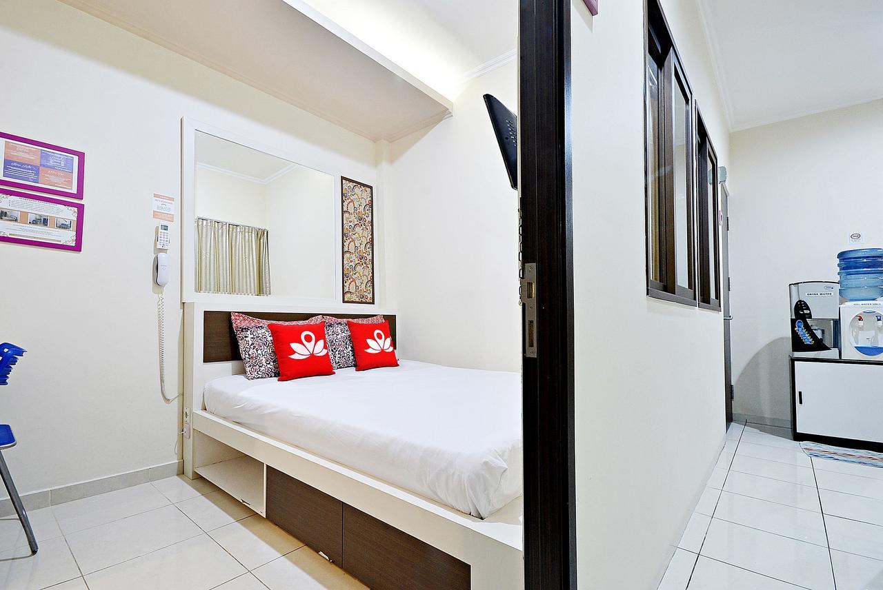 Zen Rooms Cideng Barat Jakarta Exteriör bild